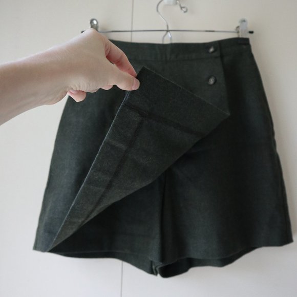 United Colors of Benetton Olive Grey High Waisted 100% Wool Skort - Picture 4 of 7